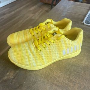Almost Brand New Men’s 9.5 Yellow NoBull Trainers